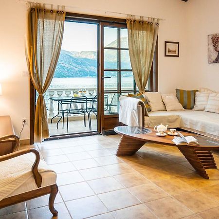 Villa Chantal Котор Экстерьер фото