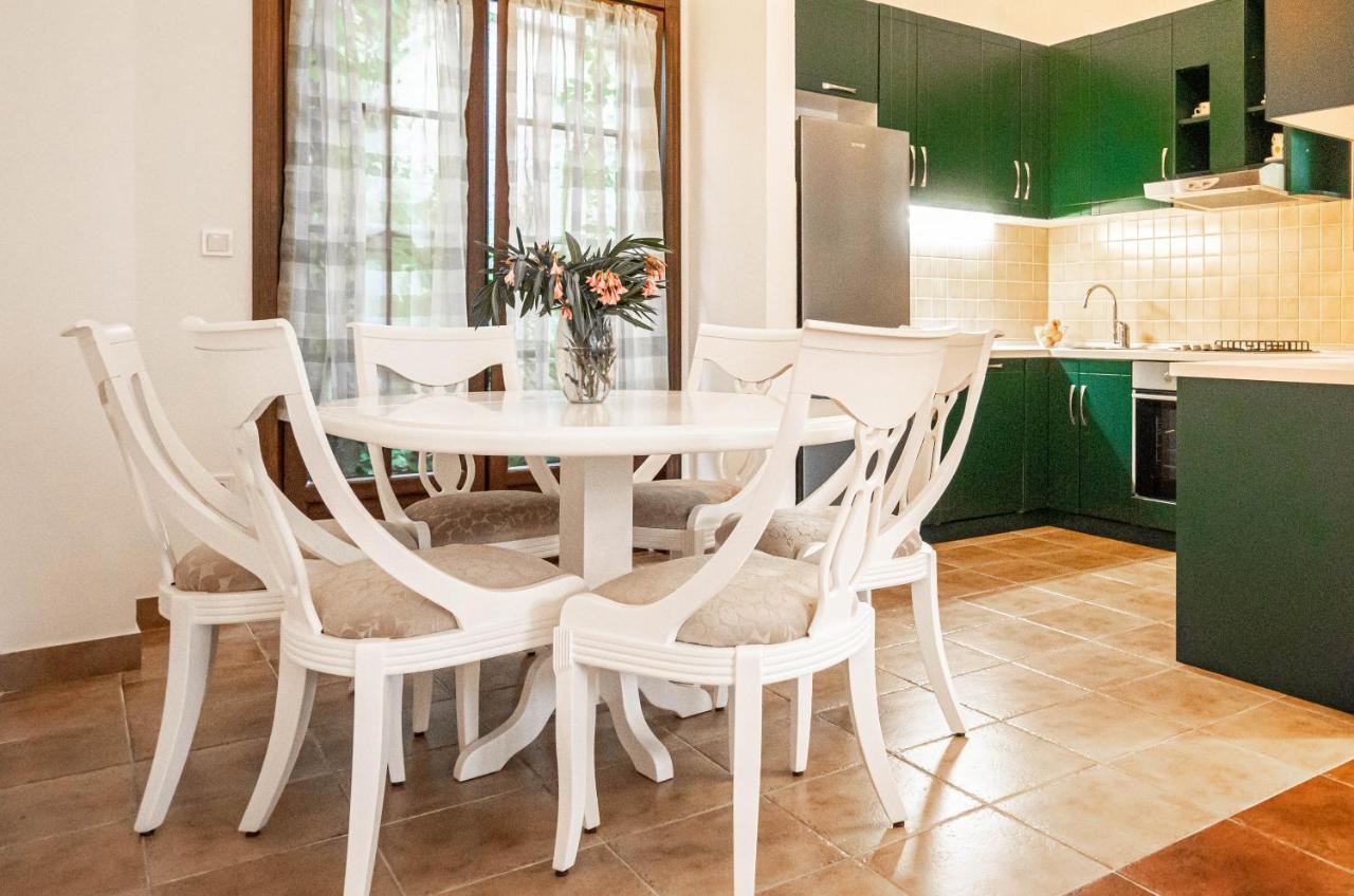 Villa Chantal Котор Экстерьер фото