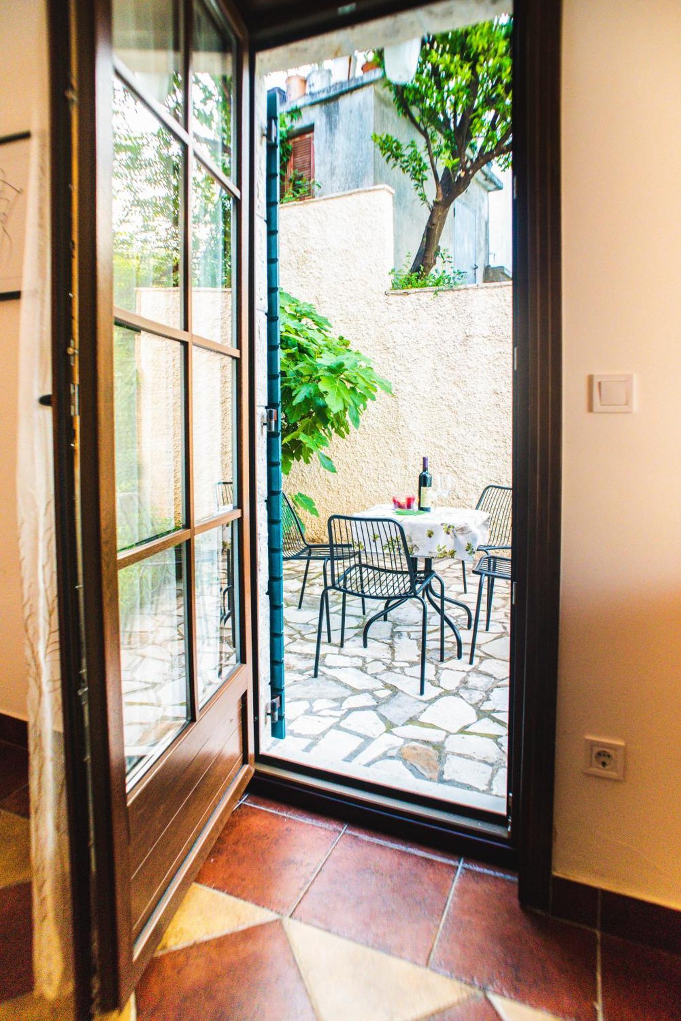 Villa Chantal Котор Экстерьер фото